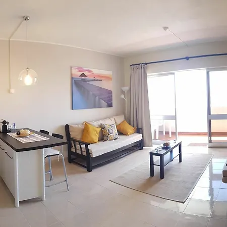 Choro In With Wonderful Sea View Pool Access Apartment Albufeira